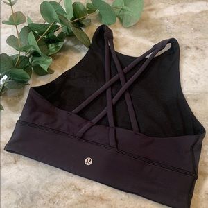 ❌❌Sold❌❌Lululemon Energy Bra High
Neck size 8